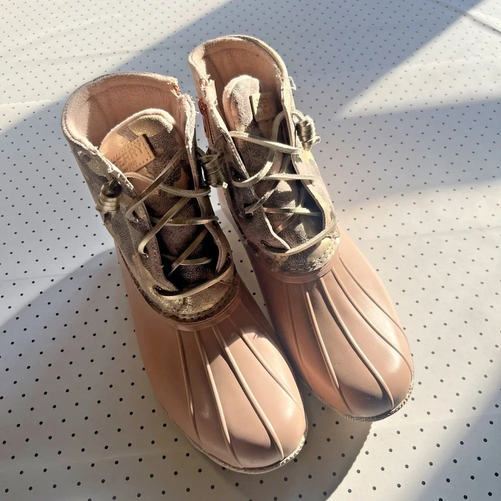 Sperry Saltwater Duck Boots Womens 8 Blush Pink Metallic Camo Waterproof  Boots